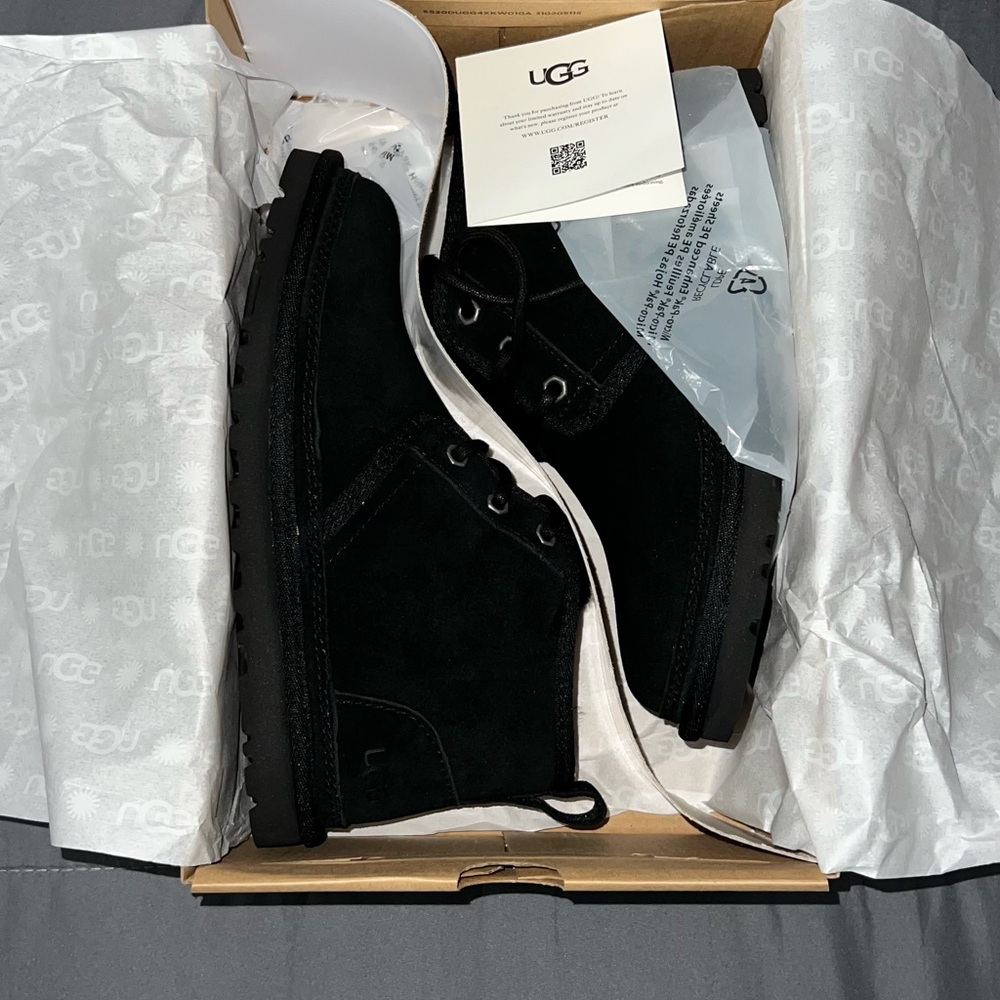 UGG Neumel Black